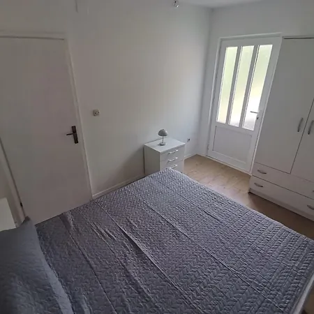 Kuca “ule” Postrana Zrnovo